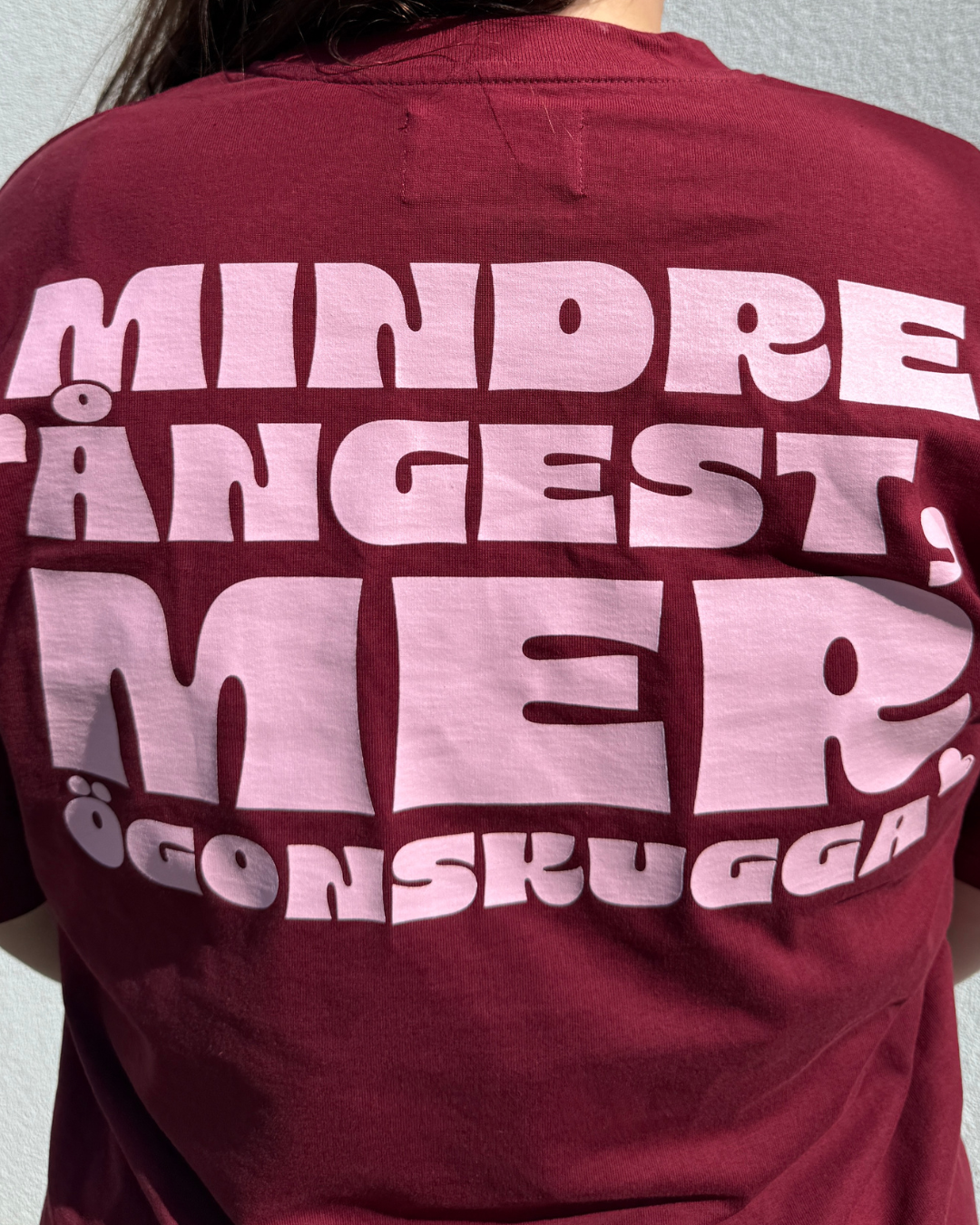 DET SKITER VÄL JAG I burgundy T-shirt