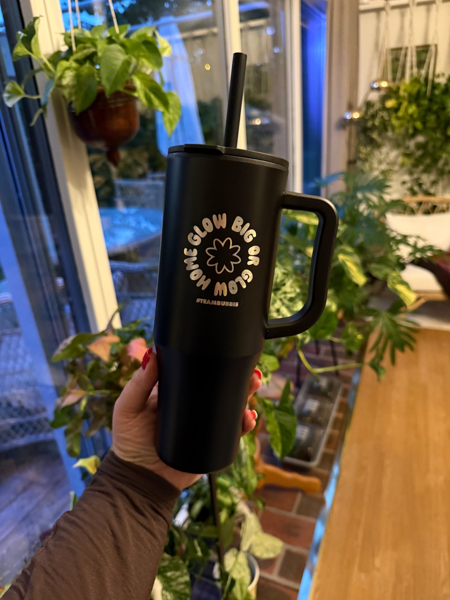 To go mugg: Glow big or Glow home