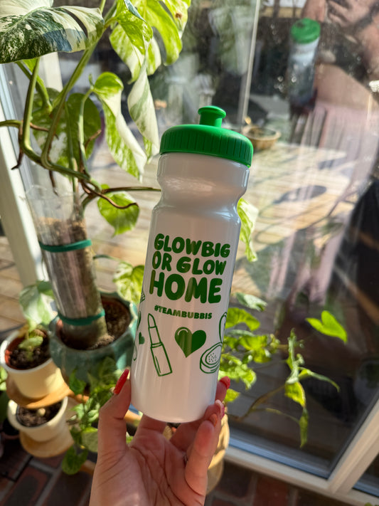 Vattenflaska med grönt tryck